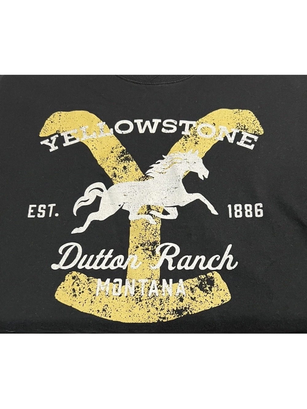 Yellowstone Dutton Ranch Women’s Black Cropped Boxy Crew Neck Sweatshirt Large
